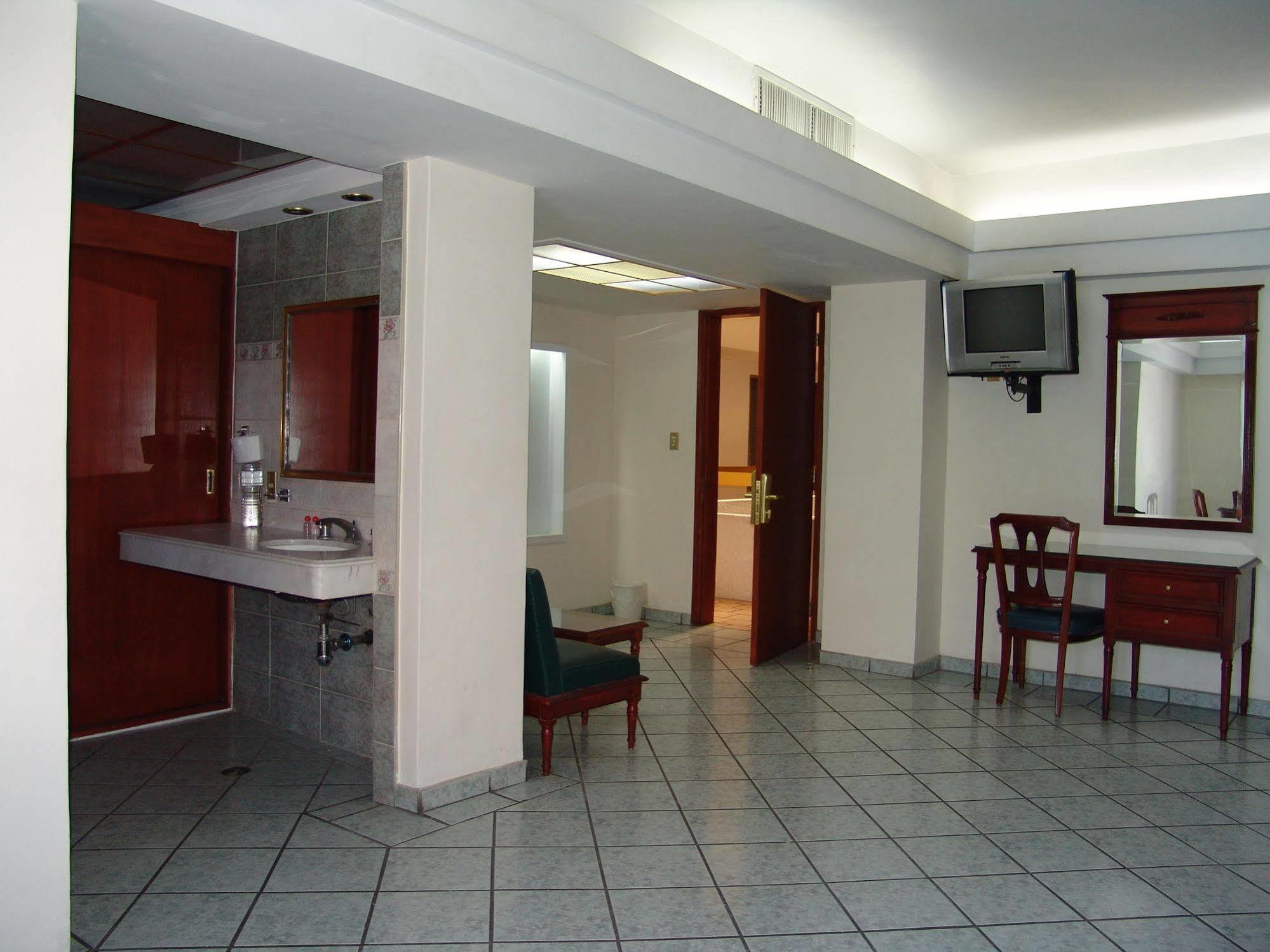 Hotel Posada Arcos San Juan de los Lagos Exteriör bild